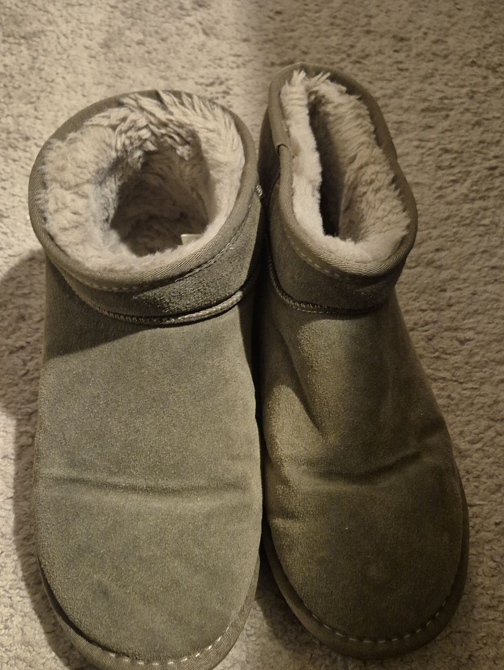 Cozy Women's Winter Ankle Boots in Olive Green